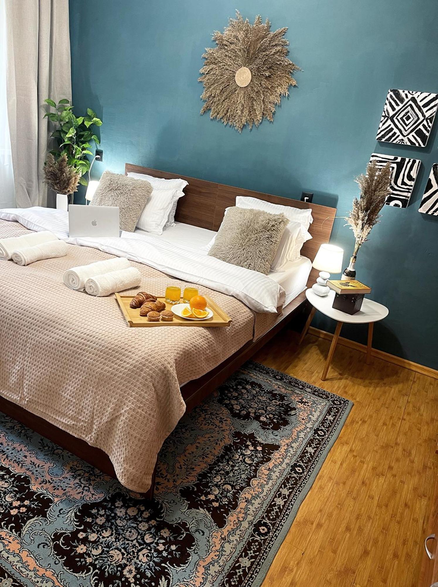 Lala House Botanica Appartement *